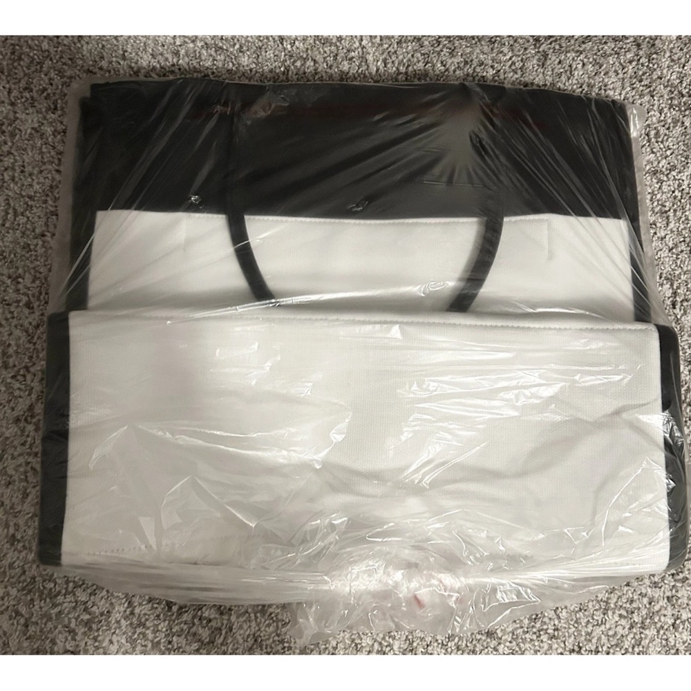 Kate Spade New York x Target Color Block Knit Tote “Its in the Bag” Black/White - Picture 8 of 8